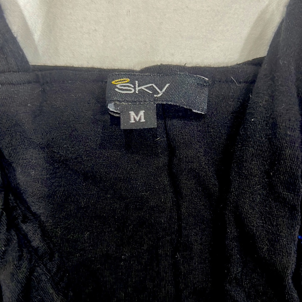 Sky top - Picture 3 of 8